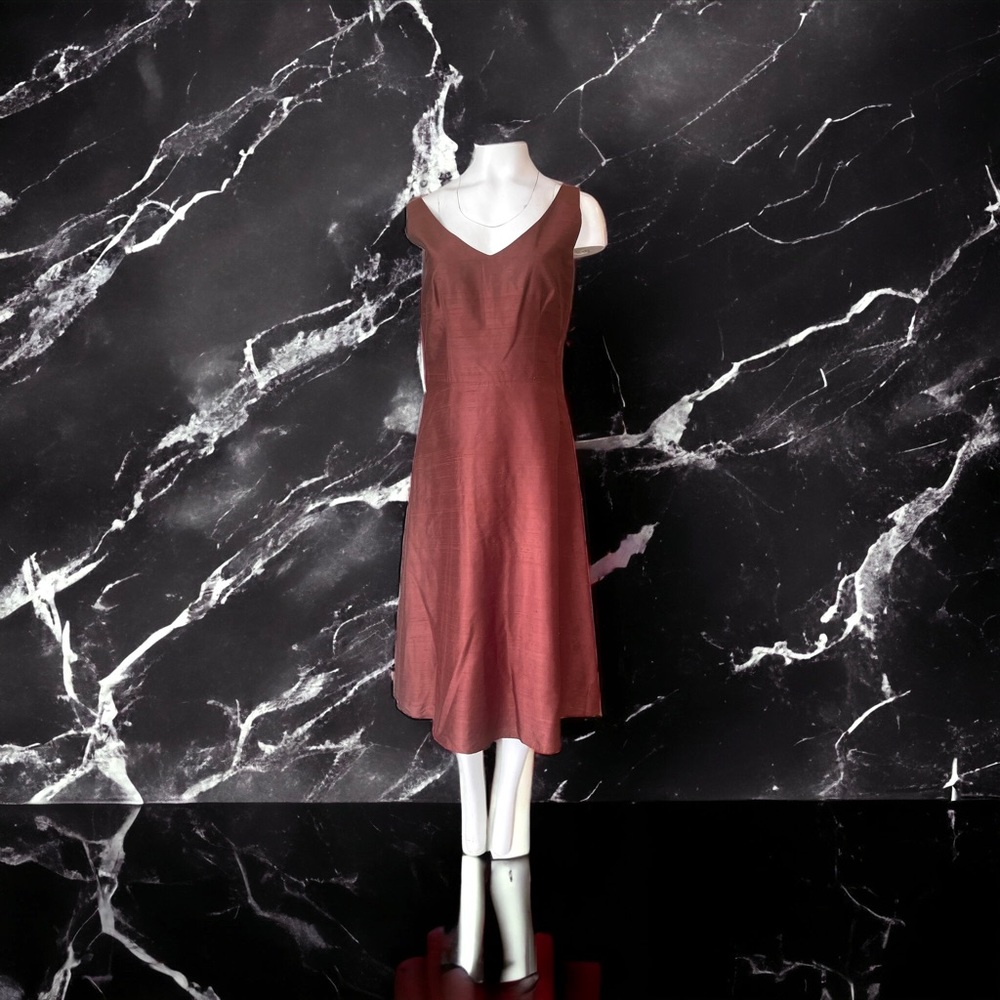 Lynn Lugo Women’s cocktail 100% Raw Silk V neck dress size chocolate made in USA